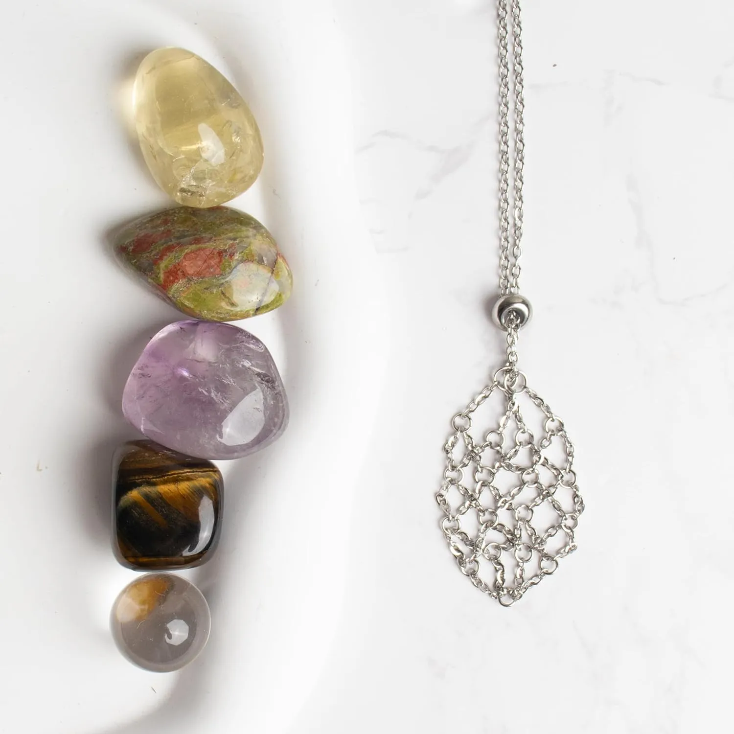 22Inch Stainless Steel Interchangeable Crystal Holder Necklace Chained GemStones Cage Necklace Trendy Pendant Necklace for Women Men Necklace Holder for Healing Crystal (Silver)