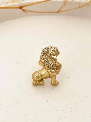 Antique Golden Lion Ring
