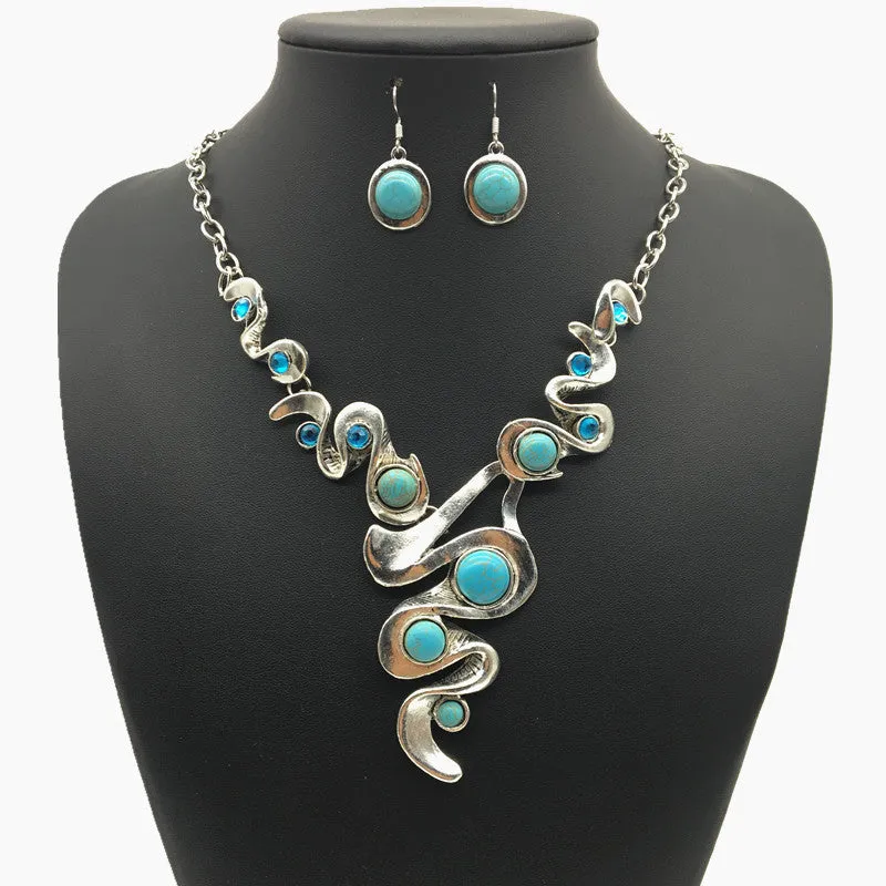 Boho Chic Turquoise Necklace Earrings Set - Planderful Savanna Rhythms