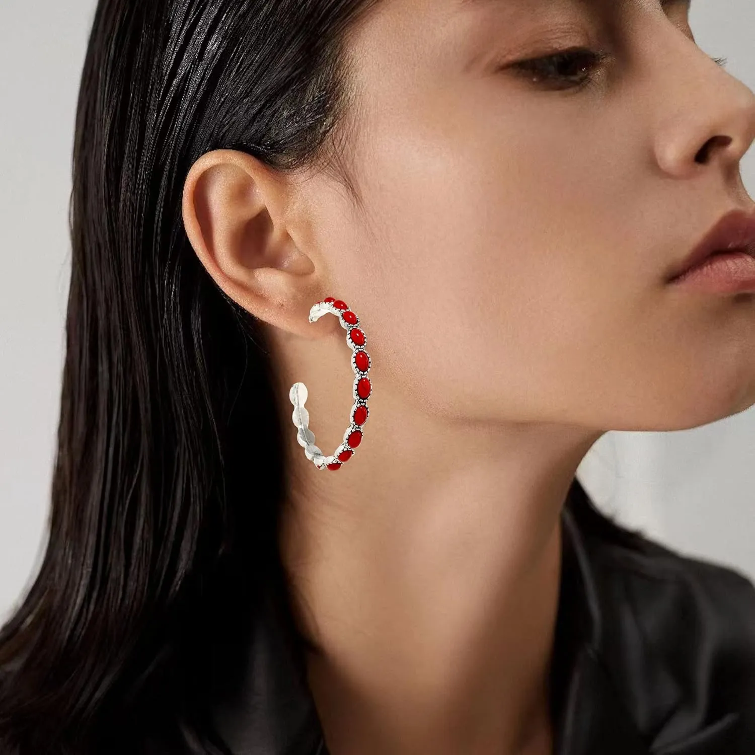 Boho Turquoise Oval Drop Dangle Earrings for Women Beaded Western Teardrop Earrings Vintage Ethnic Alloy Pendant Jewelry Gift