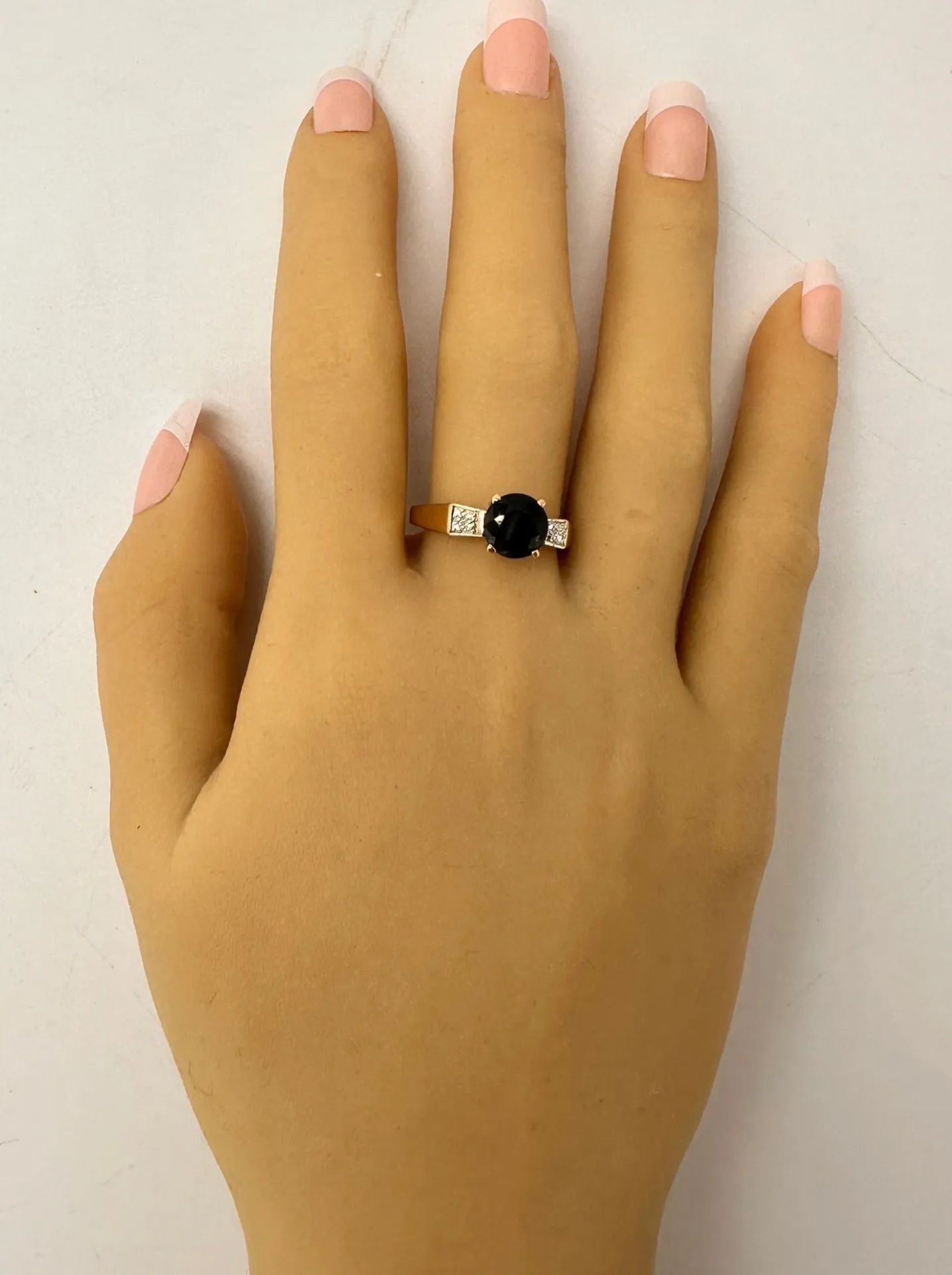 Enchanting 9ct Yellow Gold Sapphire Ring