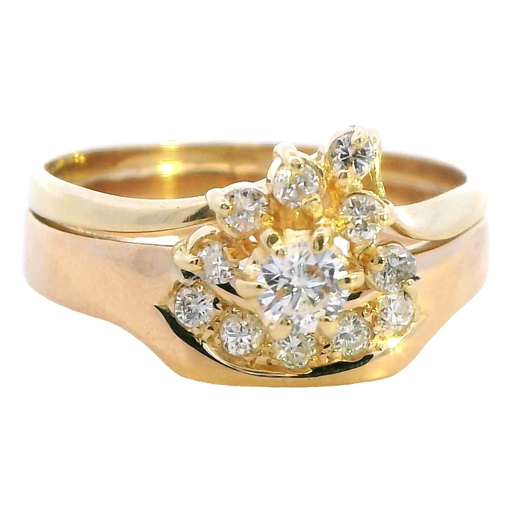 Exhilarating Cast 18ct Yellow Gold Engagement & Wedder Set