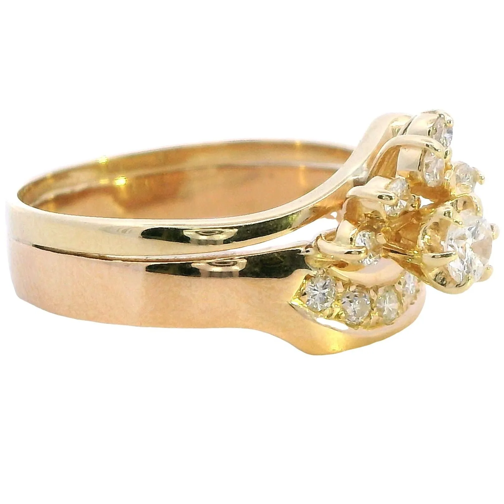 Exhilarating Cast 18ct Yellow Gold Engagement & Wedder Set