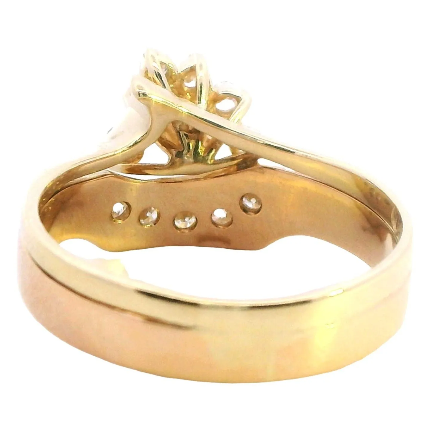 Exhilarating Cast 18ct Yellow Gold Engagement & Wedder Set
