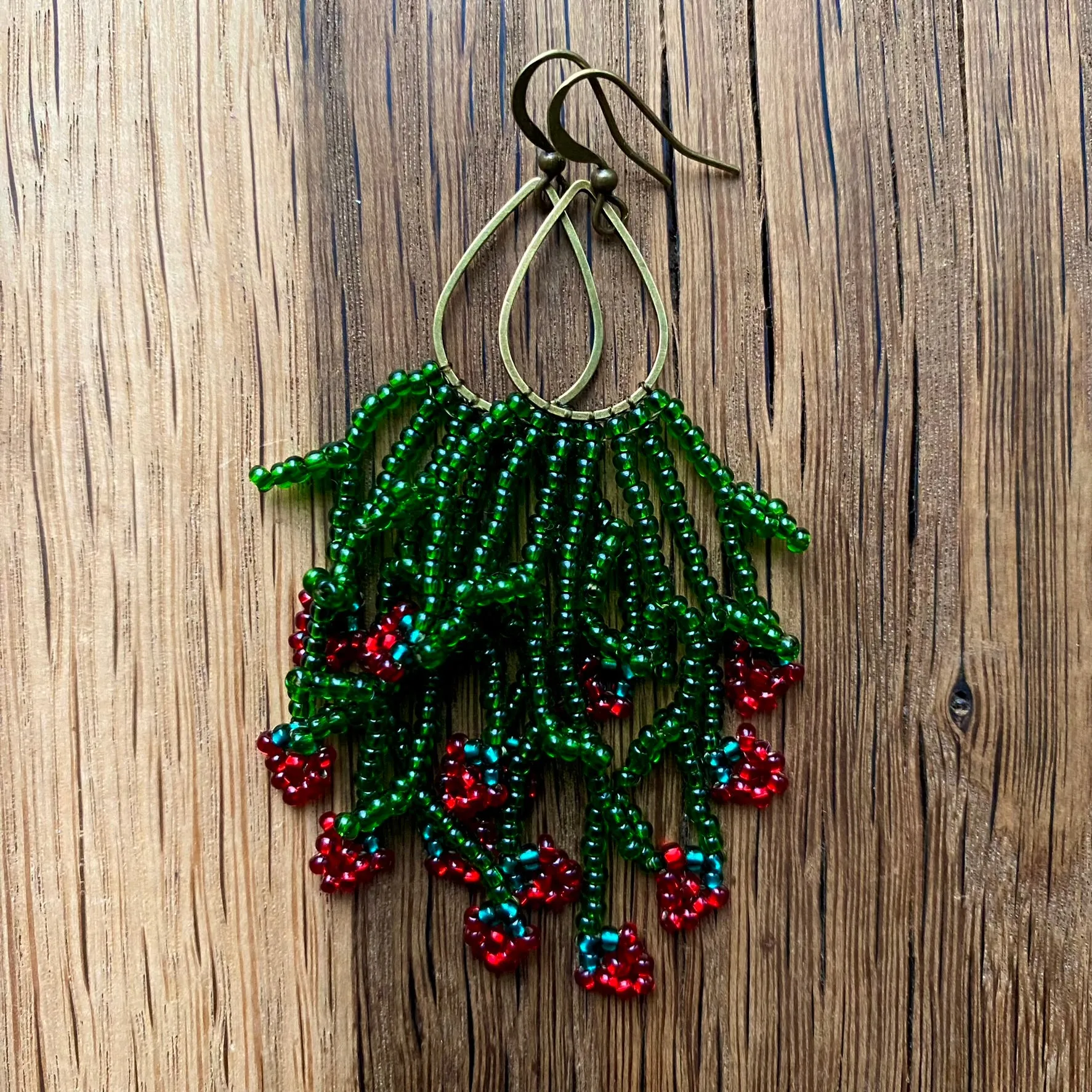 Green Red Seed Bead Berry Earrings, Berries Earrings, Cherry earrings, Strawberry earrings, Emerald Fringe Chandelier Earring, Bohemian Boho earrings, Hippie Earrings, Cool Fun earrings, Funky Earrings, Fruit Earring